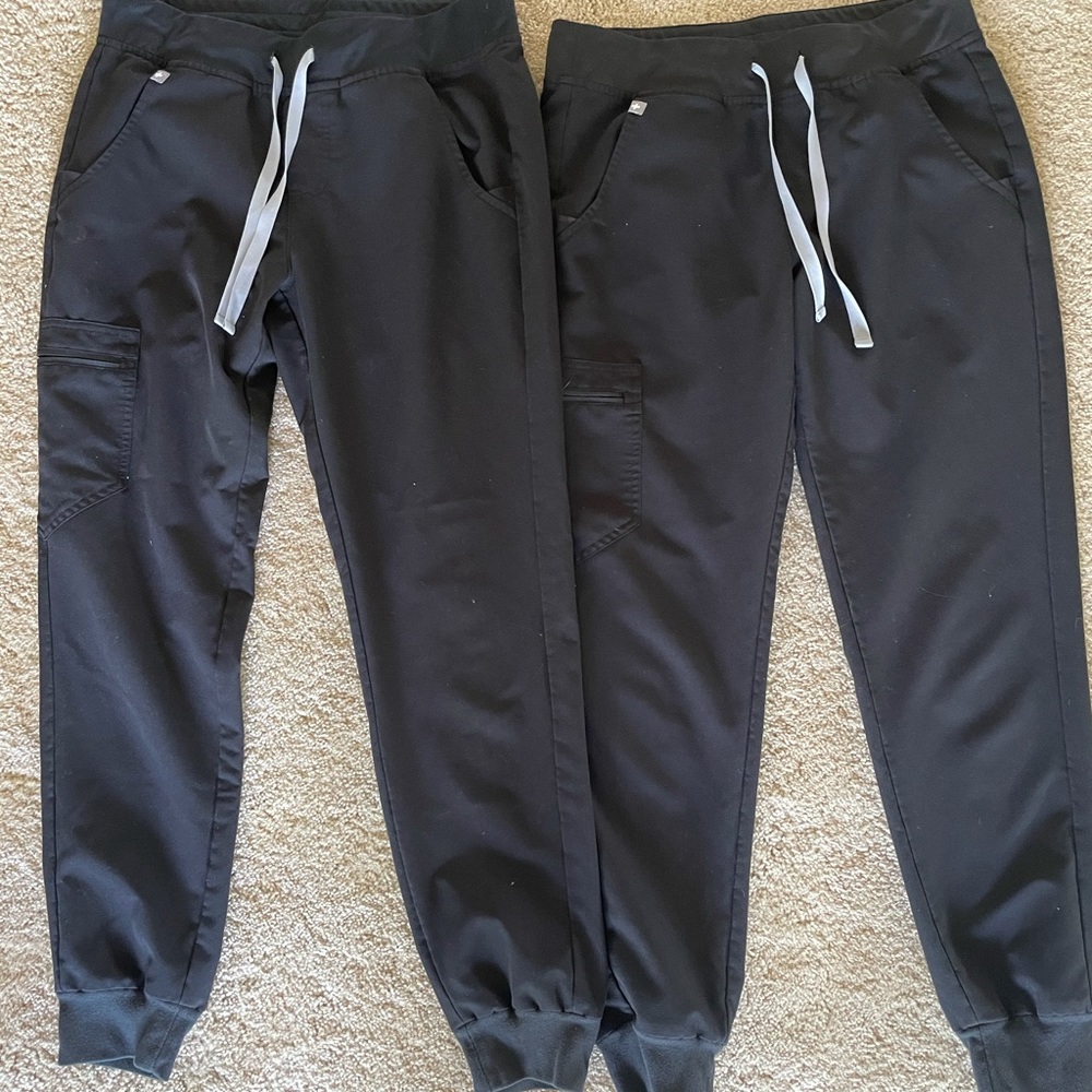 Figs jogger scrub pants size small